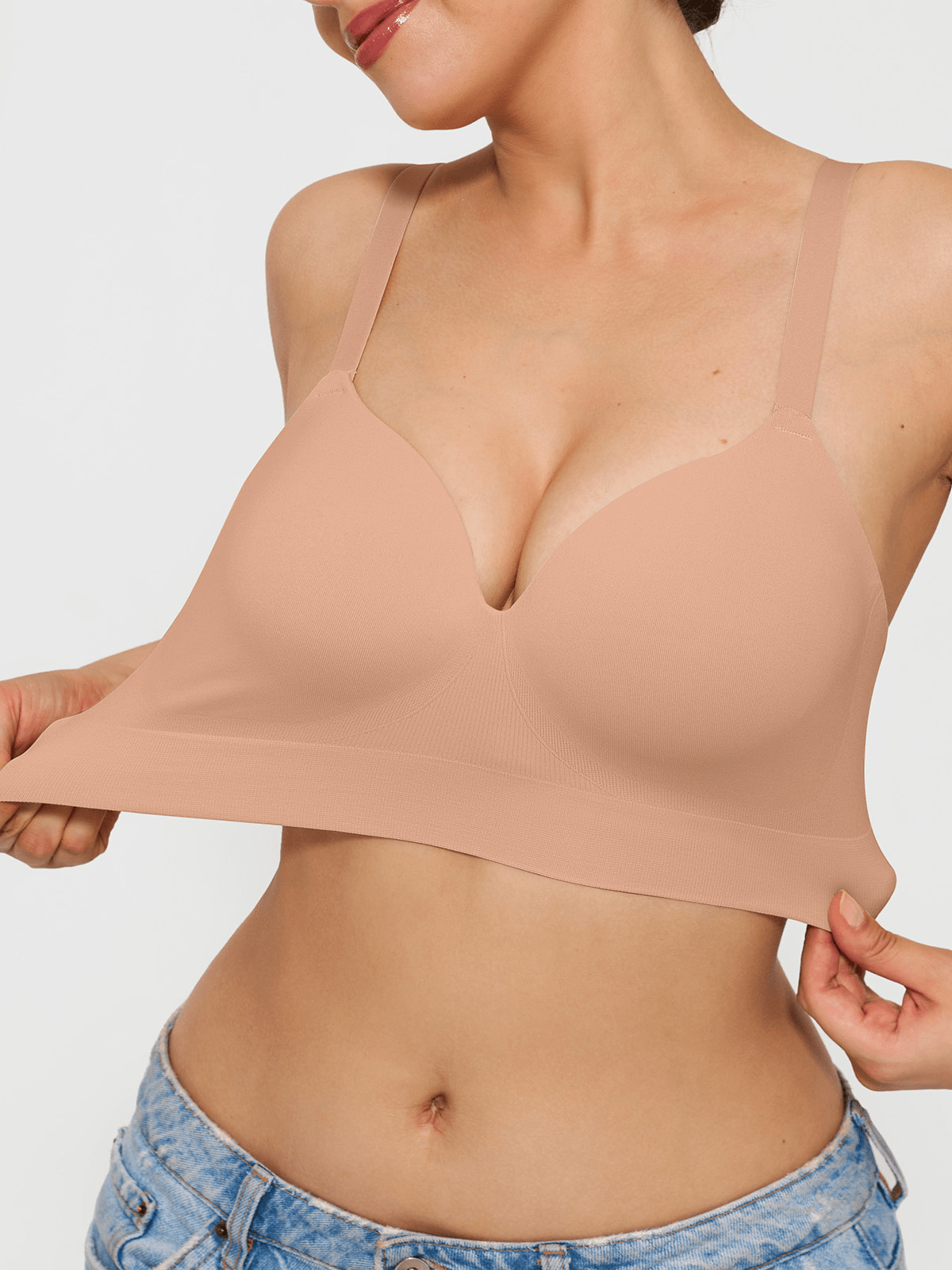 ContourLift™ Seamless Wireless Shaping Push Up Bra
