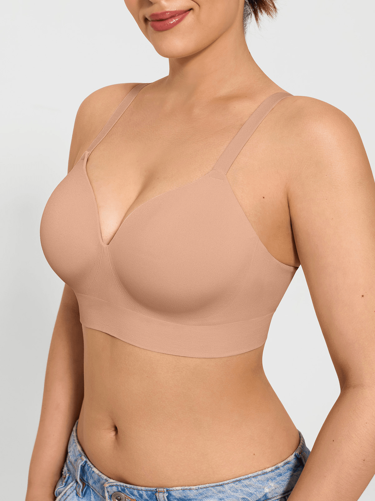 ContourLift™ Seamless Wireless Shaping Push Up Bra