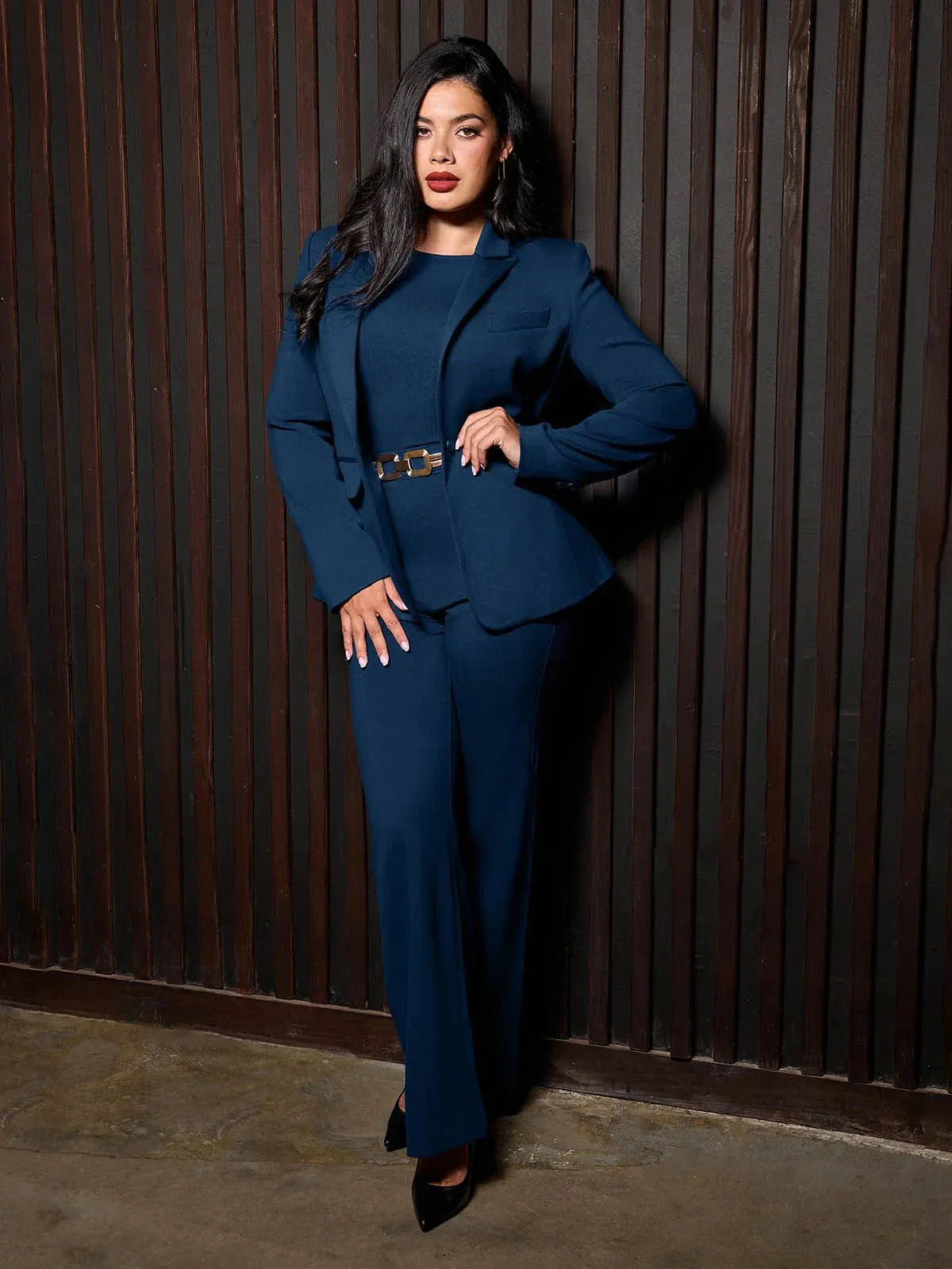 Shape-Sculpting Fitted Blazer